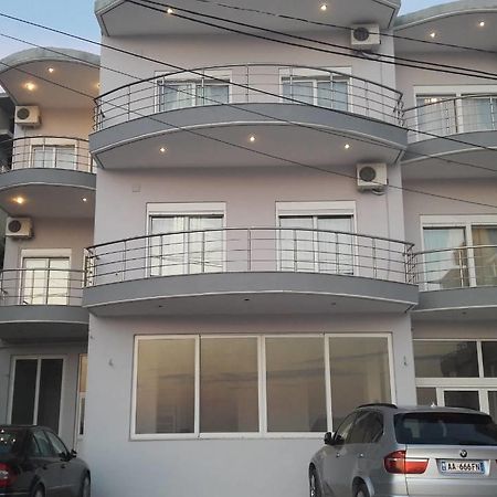 Apartments Villa Juvenito Sarandë Esterno foto